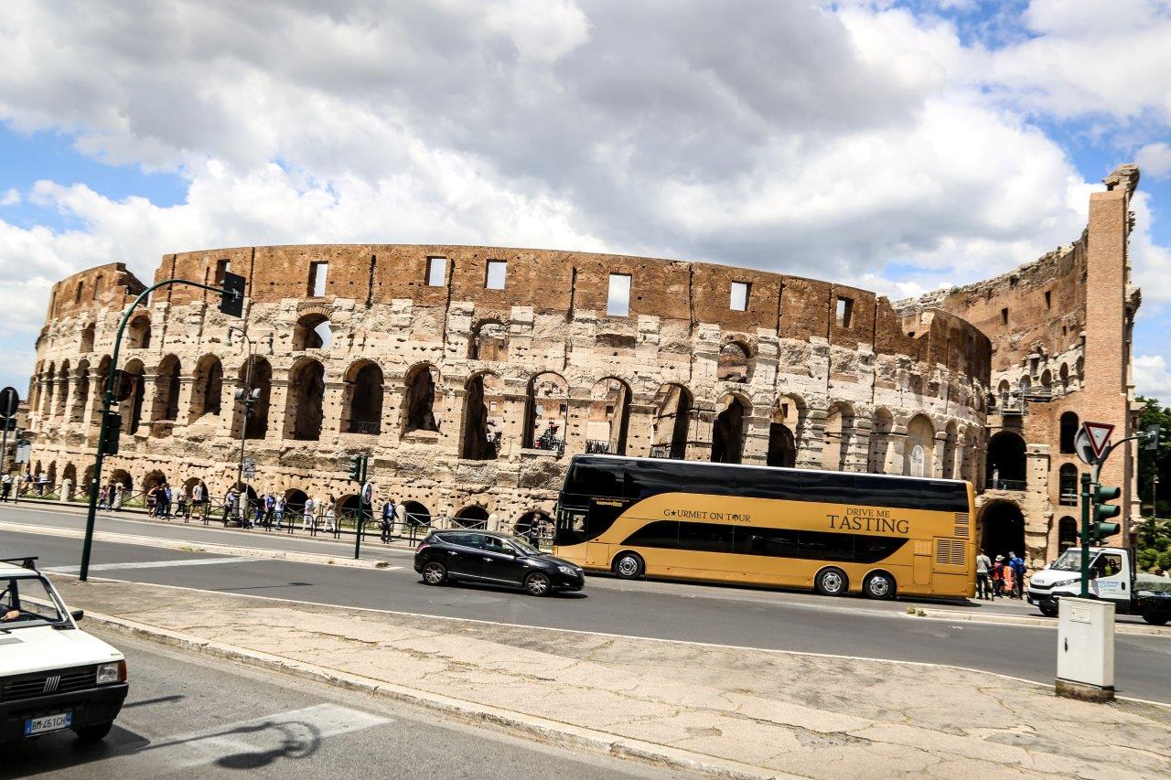 Happy Bus con vista panoramica con 3 drink a bordo